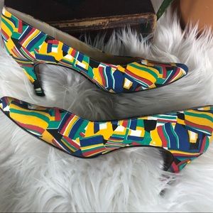 Mama Mia! vintage multi colored heels